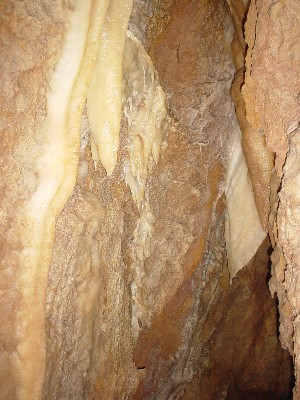 Caverna Patarra 06.JPG